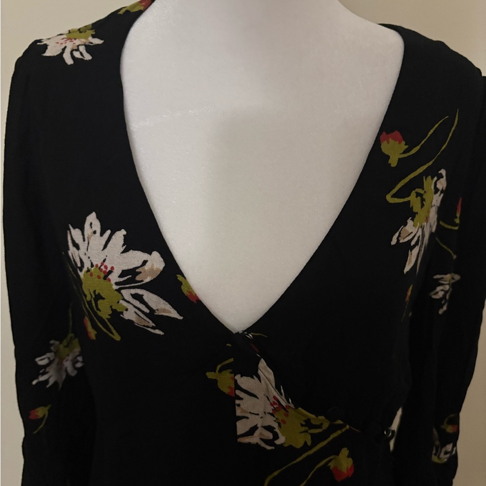 XS Free People Time On My Side Black Floral Wrap Dress - Picture 9 of 10